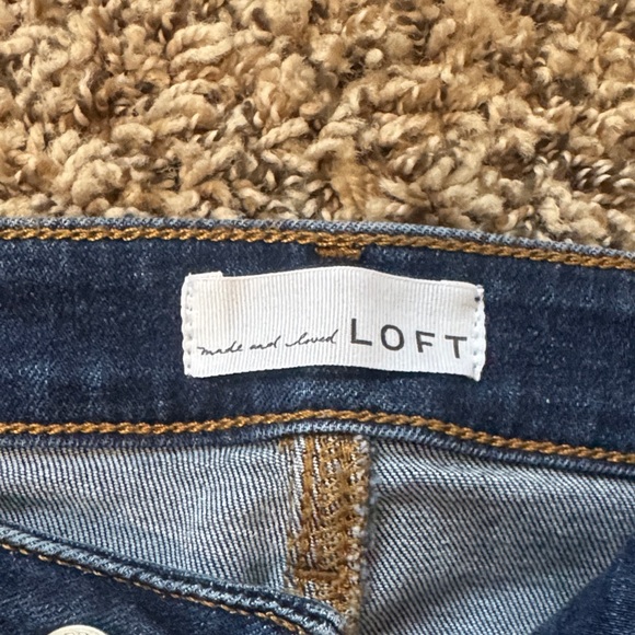 Women's Loft Curvy Slim Flare Jeans - Picture 2 of 4